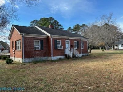 6936 Fields Landing Road, Hayes, VA 23072 Main Photo