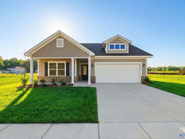 112 Plum Tree Drive, Hazel Green, AL 35750