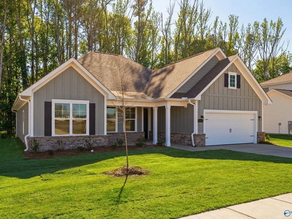 214 Hibiscus Drive, Hazel Green, AL 35750