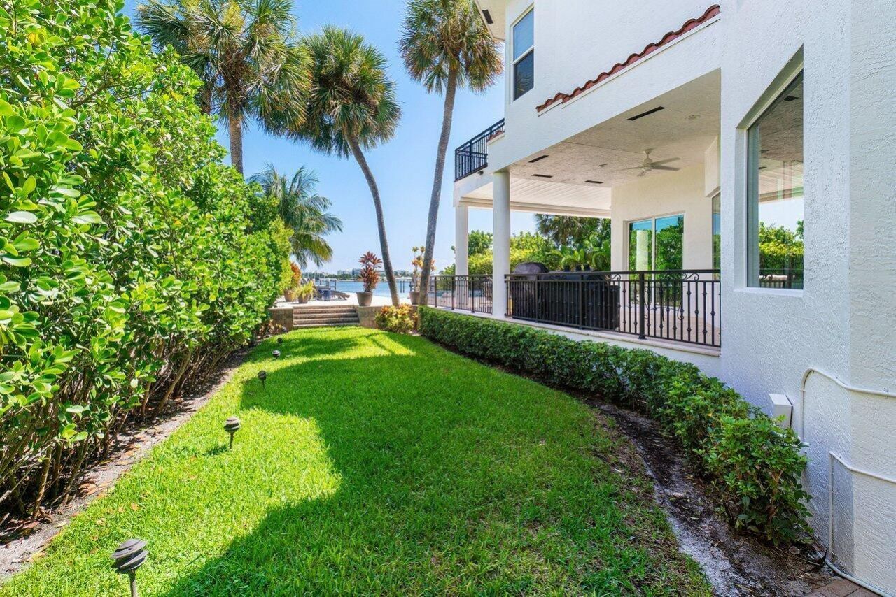 200 N Lake Drive, Lantana, FL 33462 Photo