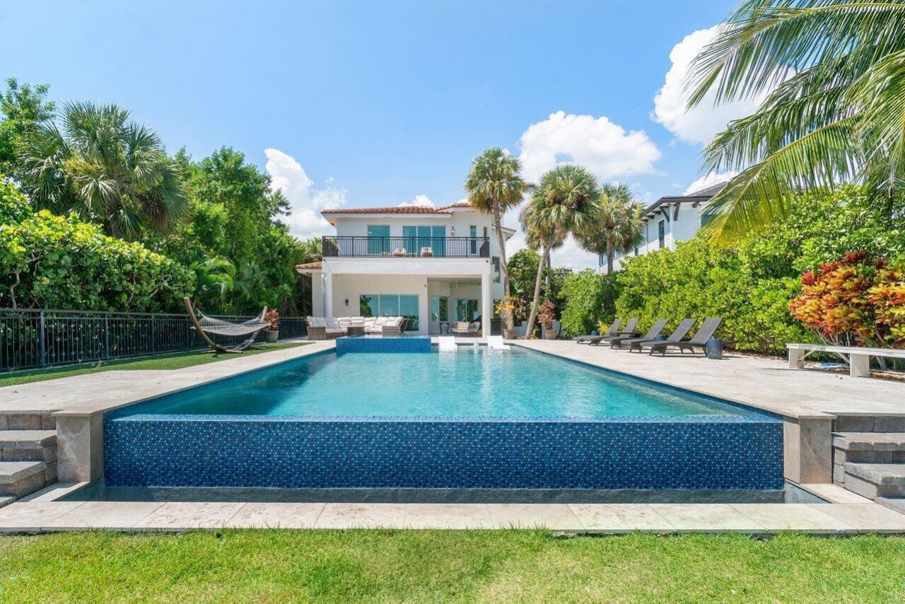 200 N Lake Drive, Lantana, FL 33462 Photo