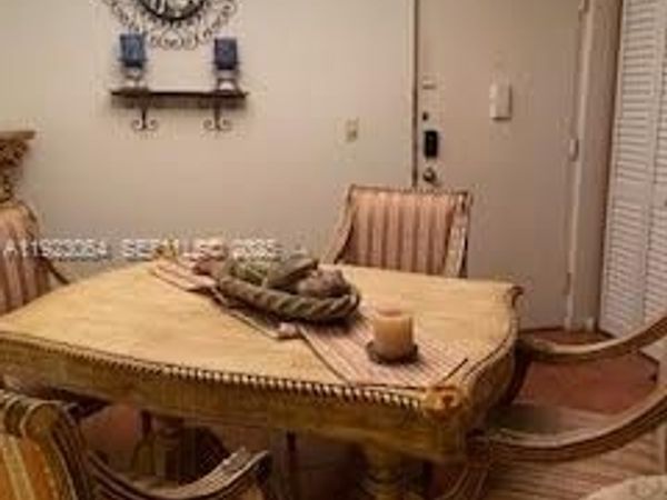 9420 West Flagler St, Unit 207, Miami, FL 33174