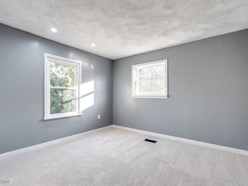 230 W 39th Street, Lorain, OH 44052 Photo 16