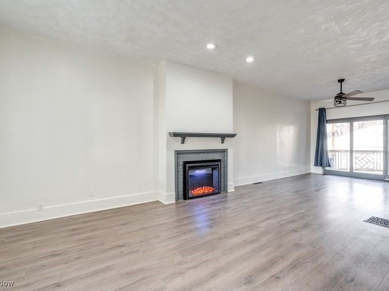 230 W 39th Street, Lorain, OH 44052 Photo 6