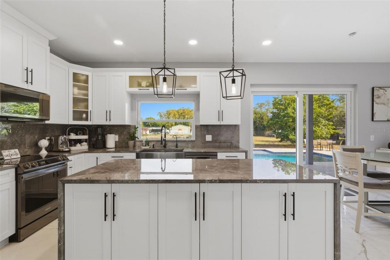 9741 Wilsky Boulevard, Tampa, FL 33615 Photo