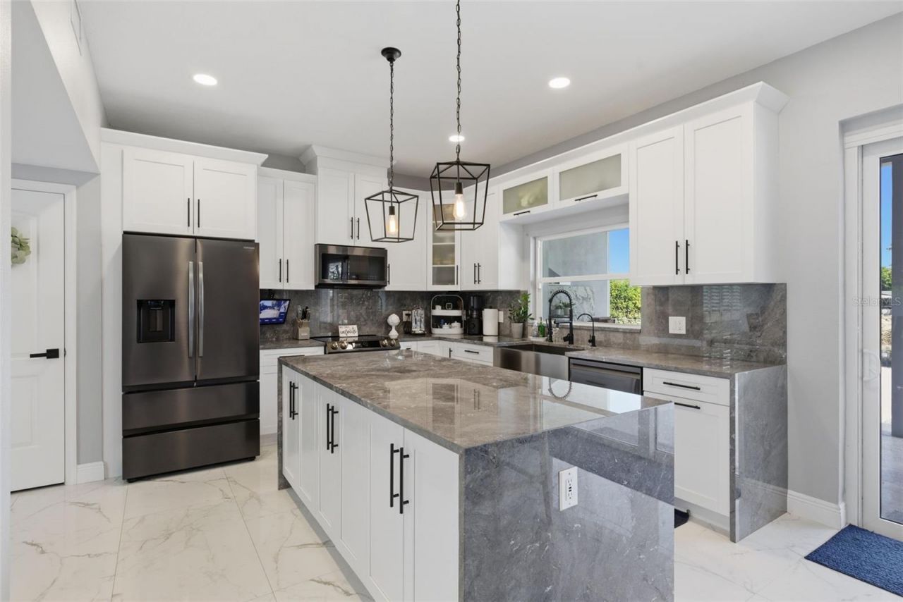 9741 Wilsky Boulevard, Tampa, FL 33615 Photo