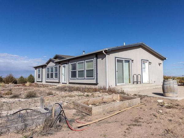 3211 Lane 2, Mosca, CO 81146
