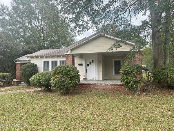 429 NE 1st Avenue, Magee, MS 39111