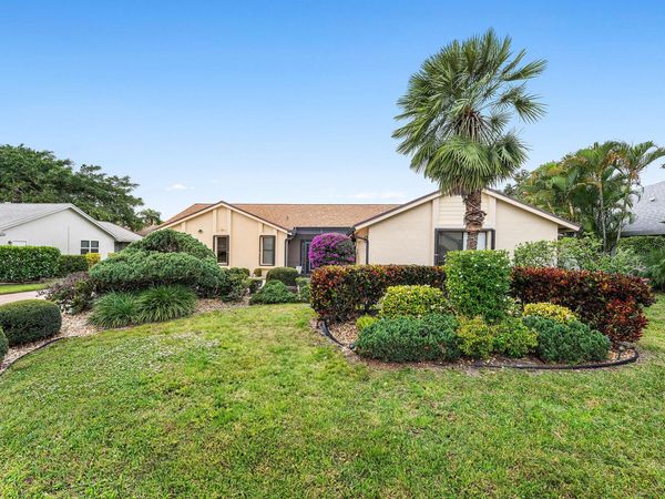 1370 NW 28th Avenue, Delray Beach, FL 33445