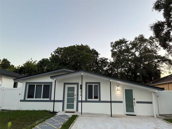 2816 NW 7th St, Fort Lauderdale, FL 33311