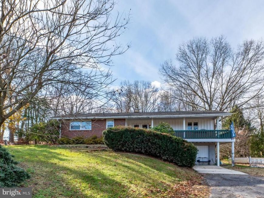 929 N Manor Road, Honey Brook, PA 19344 Main Photo