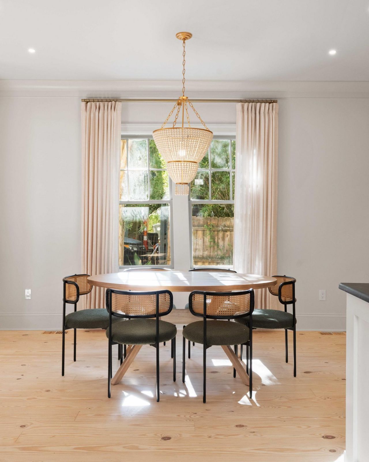 75 Smith Street Photo 16