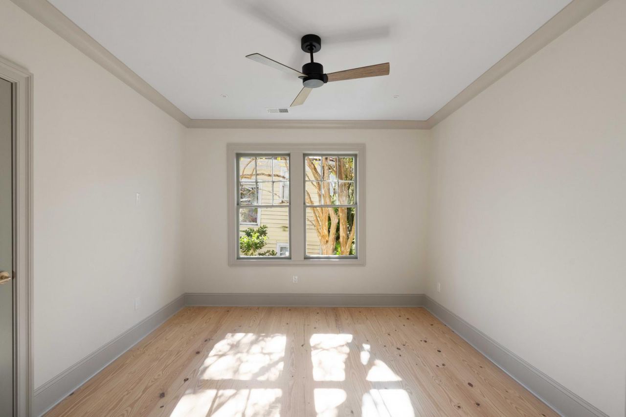 75 Smith Street Photo 47