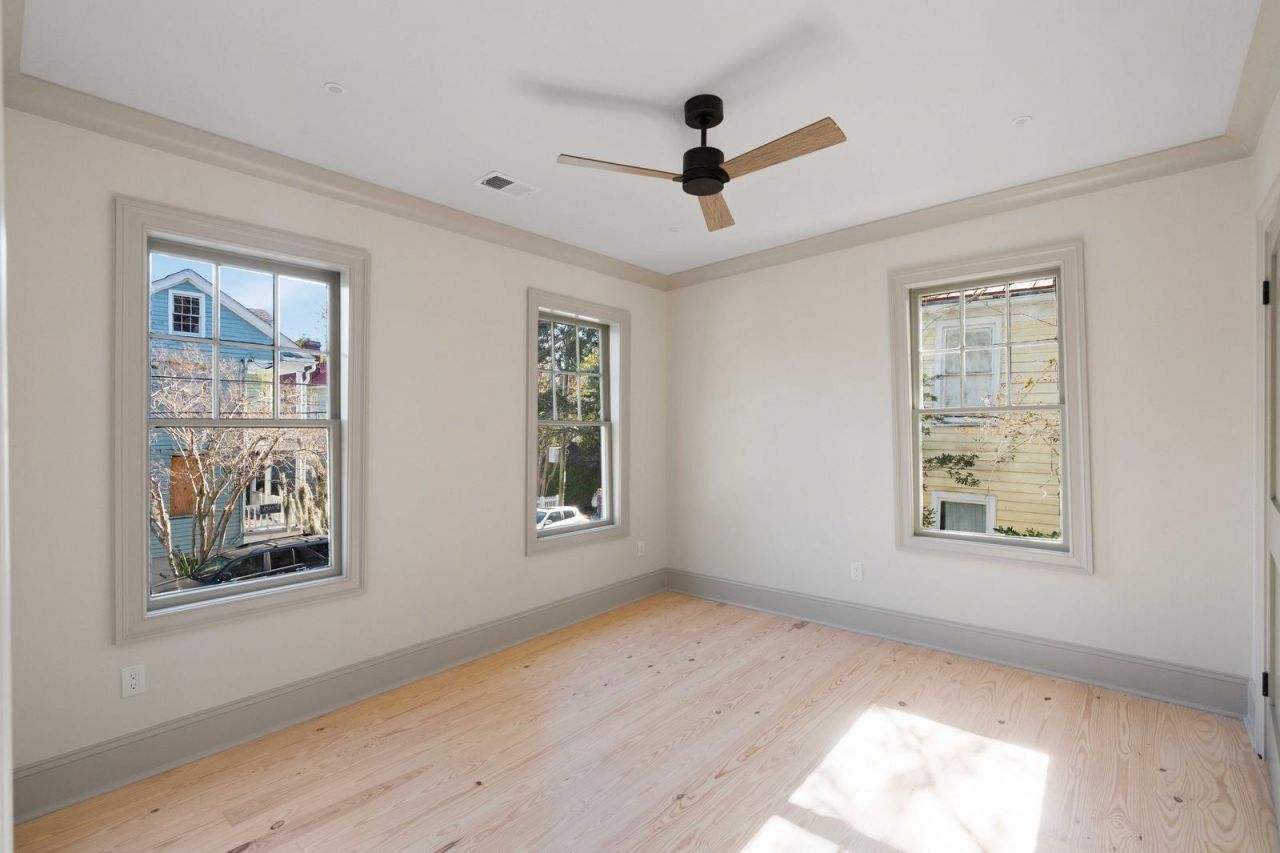 75 Smith Street Photo 48