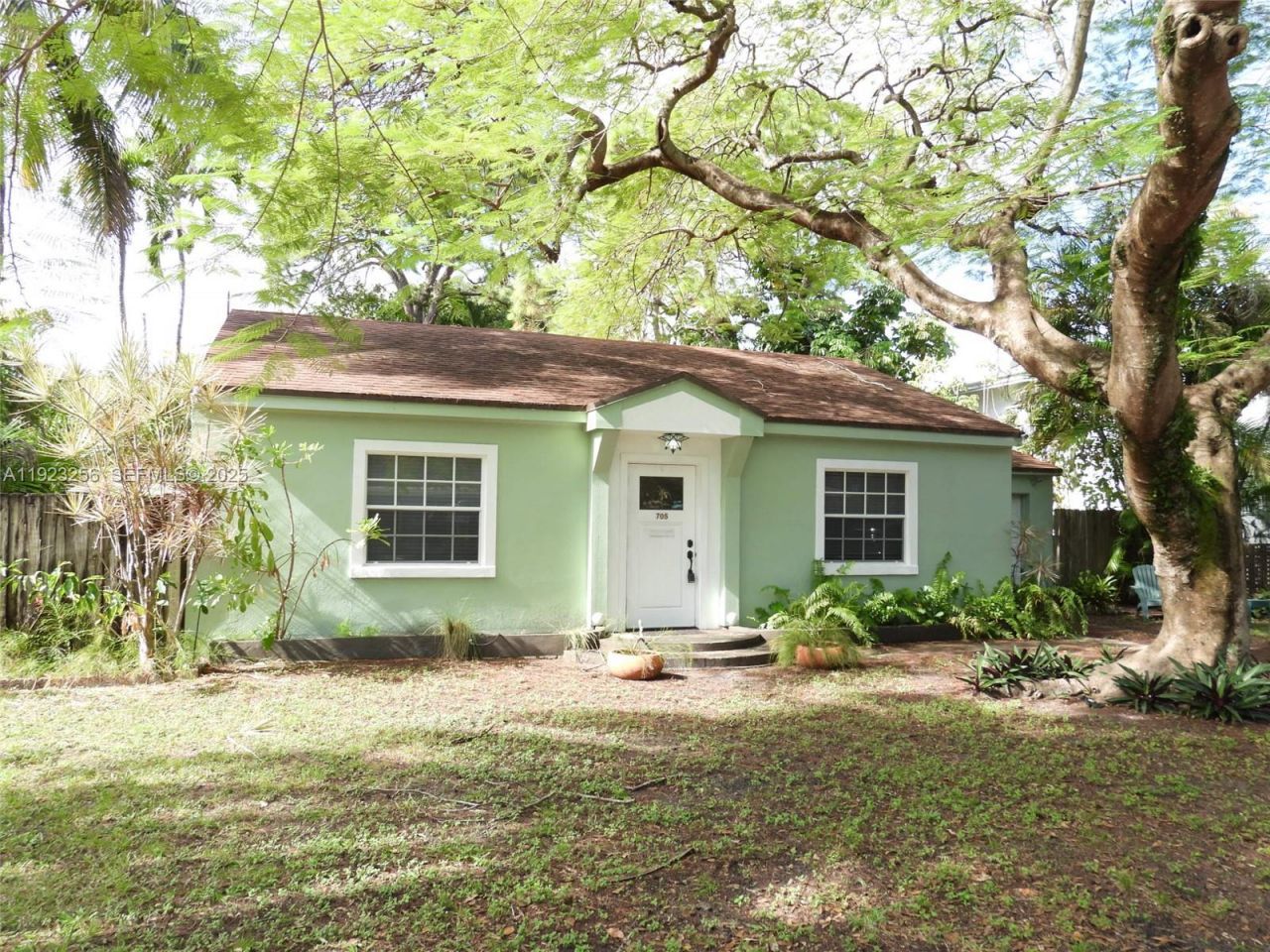 705 SW 14th Ave, Fort Lauderdale, FL 33312 Photo