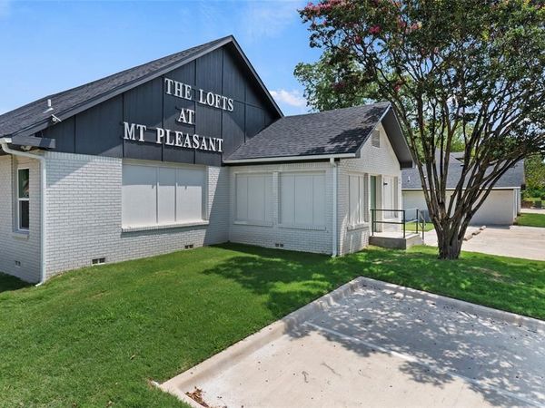 316 W 7th Street, Unit 104, Mount Pleasant, TX 75455