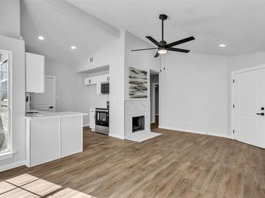 17676 Kelly Boulevard, Dallas, TX 75287