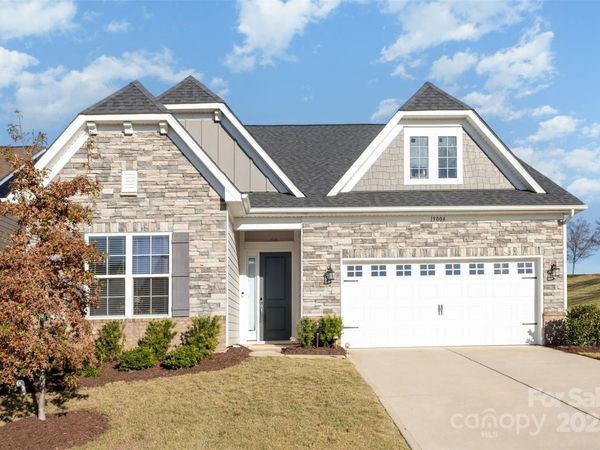 19004 Dry Narrows Way, Charlotte, NC 28278