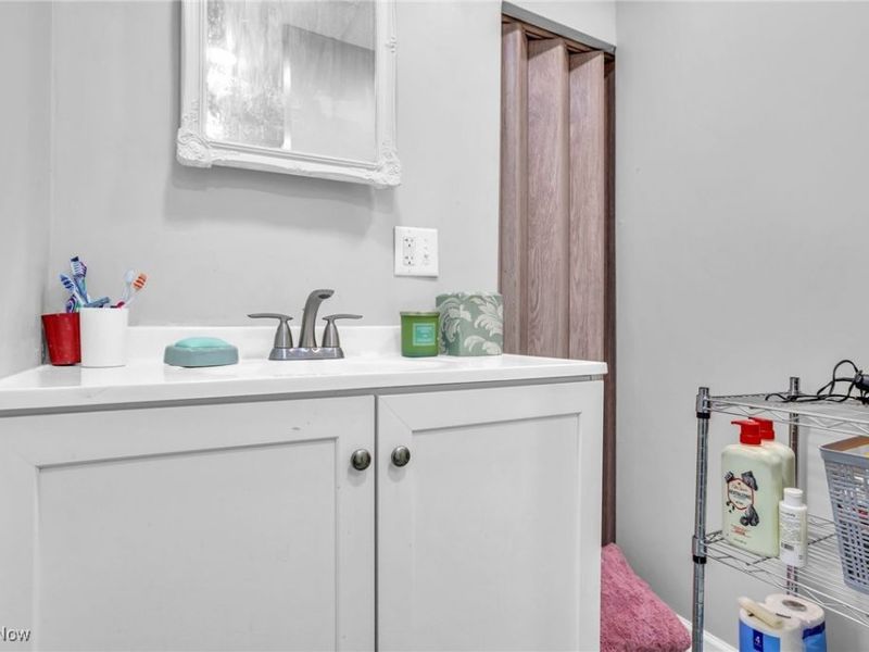 673 Sumner Street, Akron, OH 44311 Photo 12