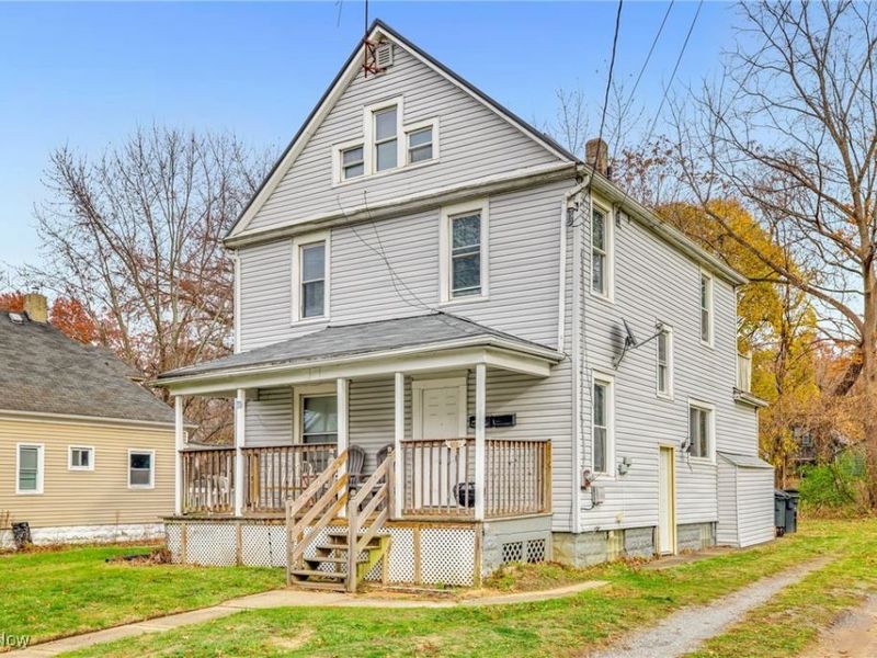 673 Sumner Street, Akron, OH 44311 Photo 2