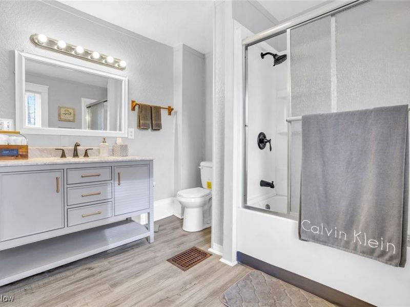 673 Sumner Street, Akron, OH 44311 Photo 20