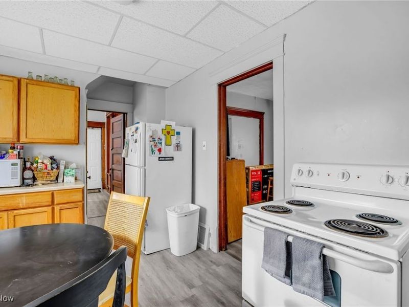 673 Sumner Street, Akron, OH 44311 Photo 8