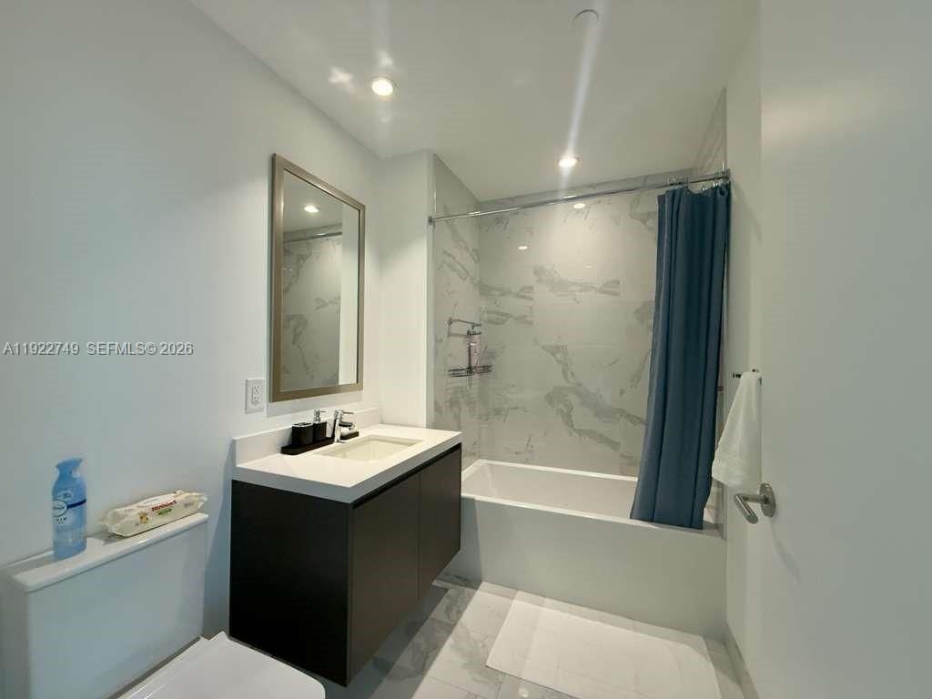 851 NE 1st Ave, Unit 3309, Miami, FL 33132 Photo