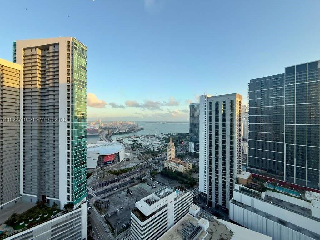 851 NE 1st Ave, Unit 3309, Miami, FL 33132 Photo