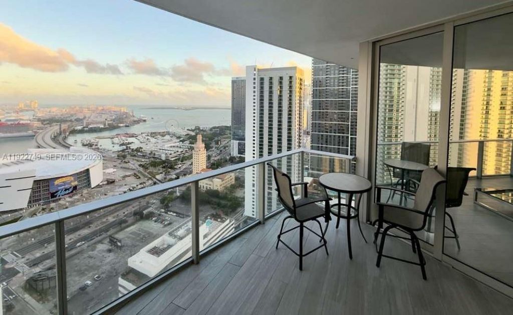 851 NE 1st Ave, Unit 3309, Miami, FL 33132 Photo