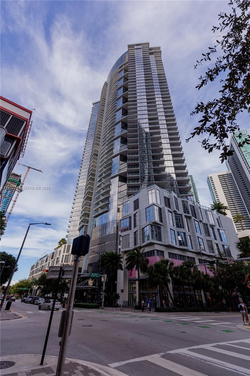 851 NE 1st Ave, Unit 3309, Miami, FL 33132 Photo