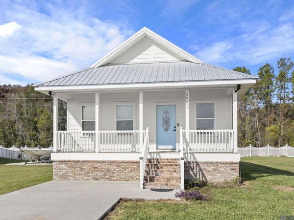 26309 Riverscape Dr, Springfield, LA 70462