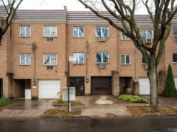 3056 Independence Avenue, Bronx, NY 10463