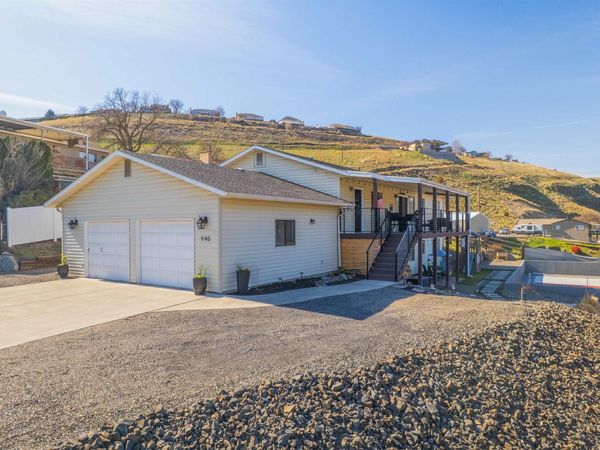 940 Coulter Ln, Clarkston, WA 99403