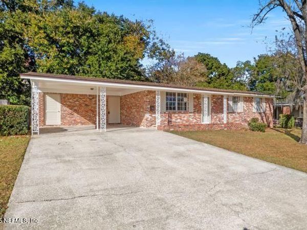 1130 CROWN Drive, Jacksonville, FL 32221