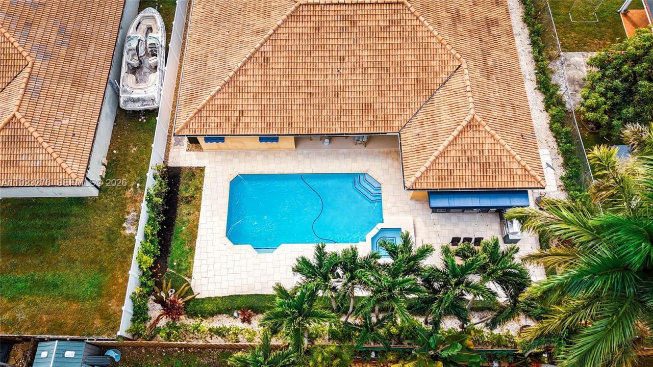 9895 NW 28th Ter, Doral, FL 33172 Photo