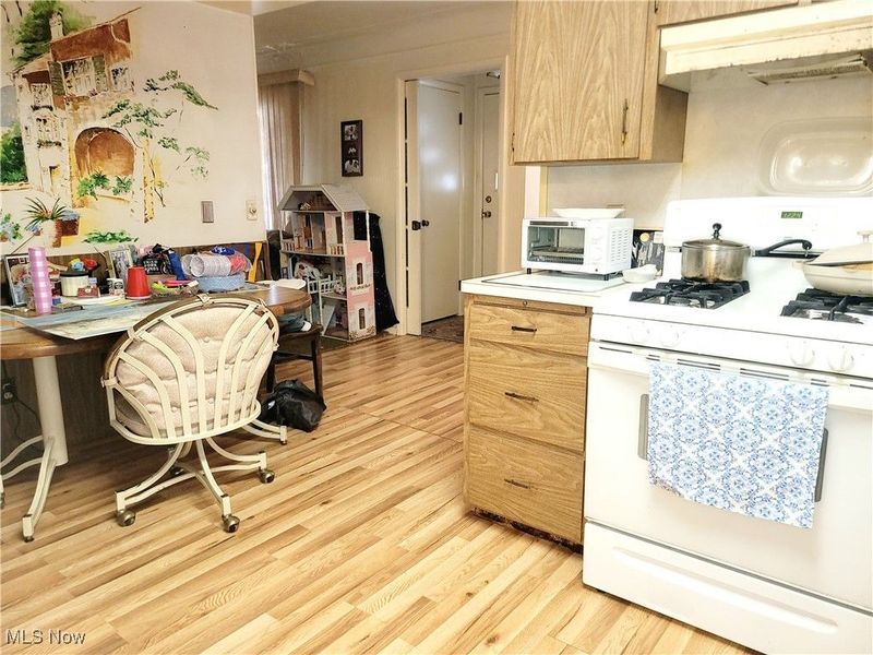 4388 Adrian, South Euclid, OH 44214 Photo 8