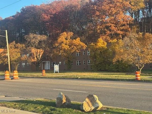 22550 Euclid Avenue, Unit 107, Euclid, OH 44117