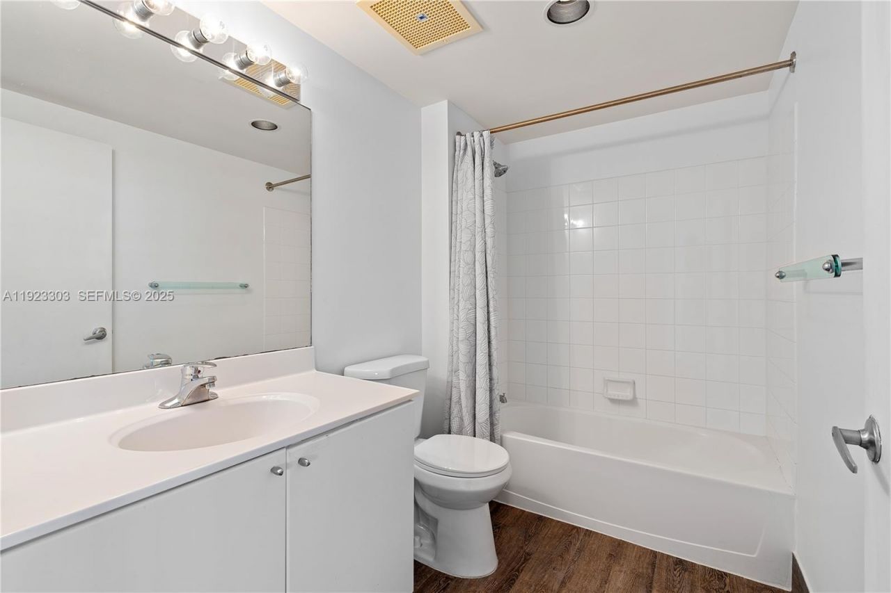 17375 E Collins Ave, Unit 1108, Sunny Isles Beach, FL 33160 Photo