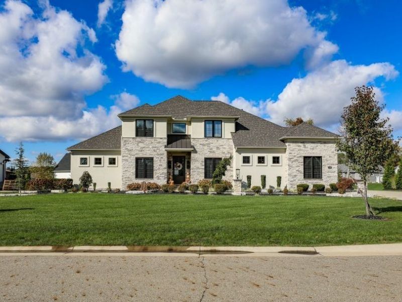 7048 Emerson Circle NW, Massillon, OH 44646 Photo 3