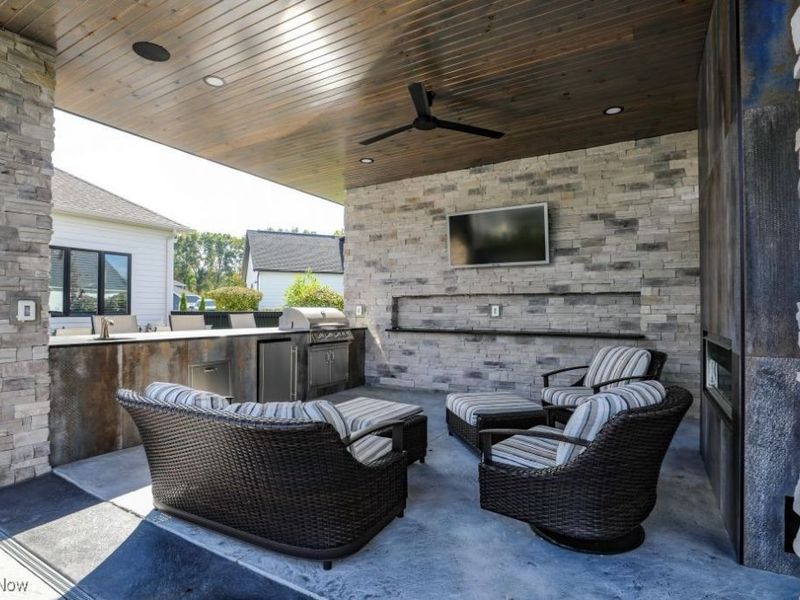 7048 Emerson Circle NW, Massillon, OH 44646 Photo 8