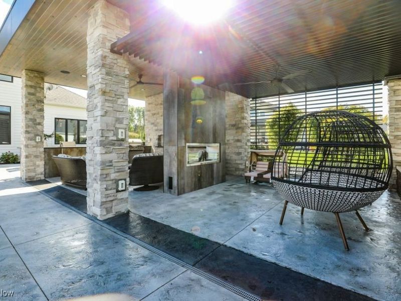 7048 Emerson Circle NW, Massillon, OH 44646 Photo 9