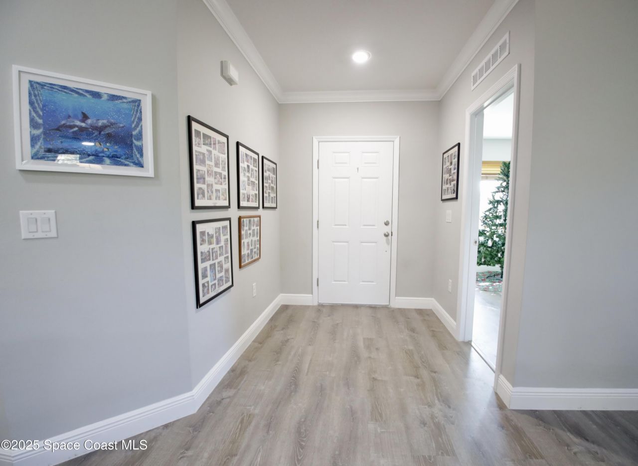 852 Jordan Avenue, Sebastian, FL 32958 Photo