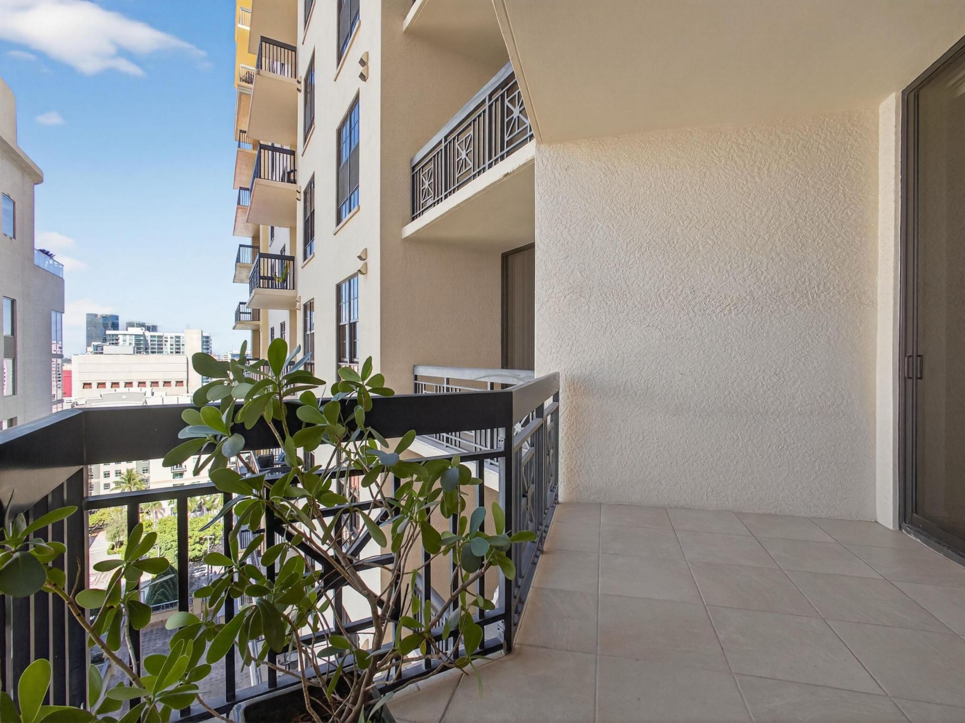 701 S Olive Avenue, Unit 1027, West Palm Beach, FL 33401 Photo