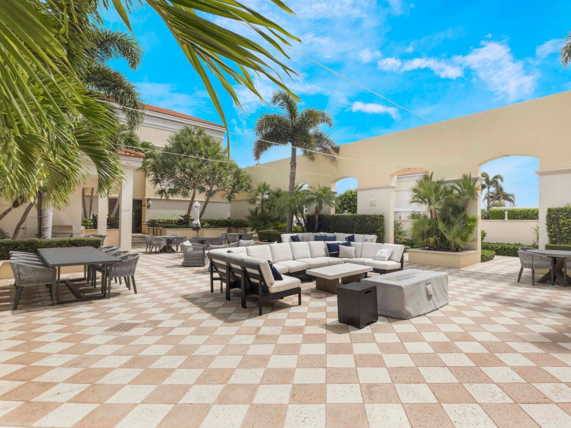 701 S Olive Avenue, Unit 1027, West Palm Beach, FL 33401 Photo