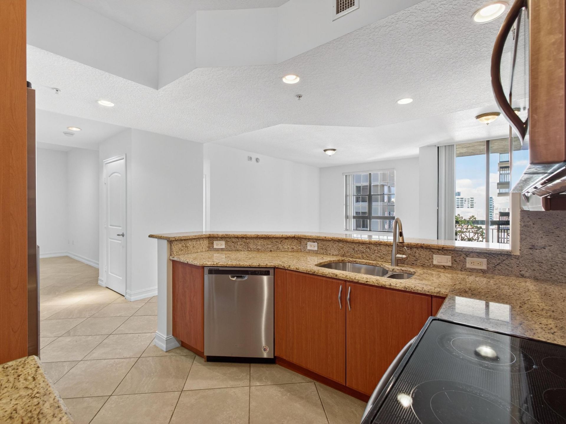 701 S Olive Avenue, Unit 1027, West Palm Beach, FL 33401 Photo