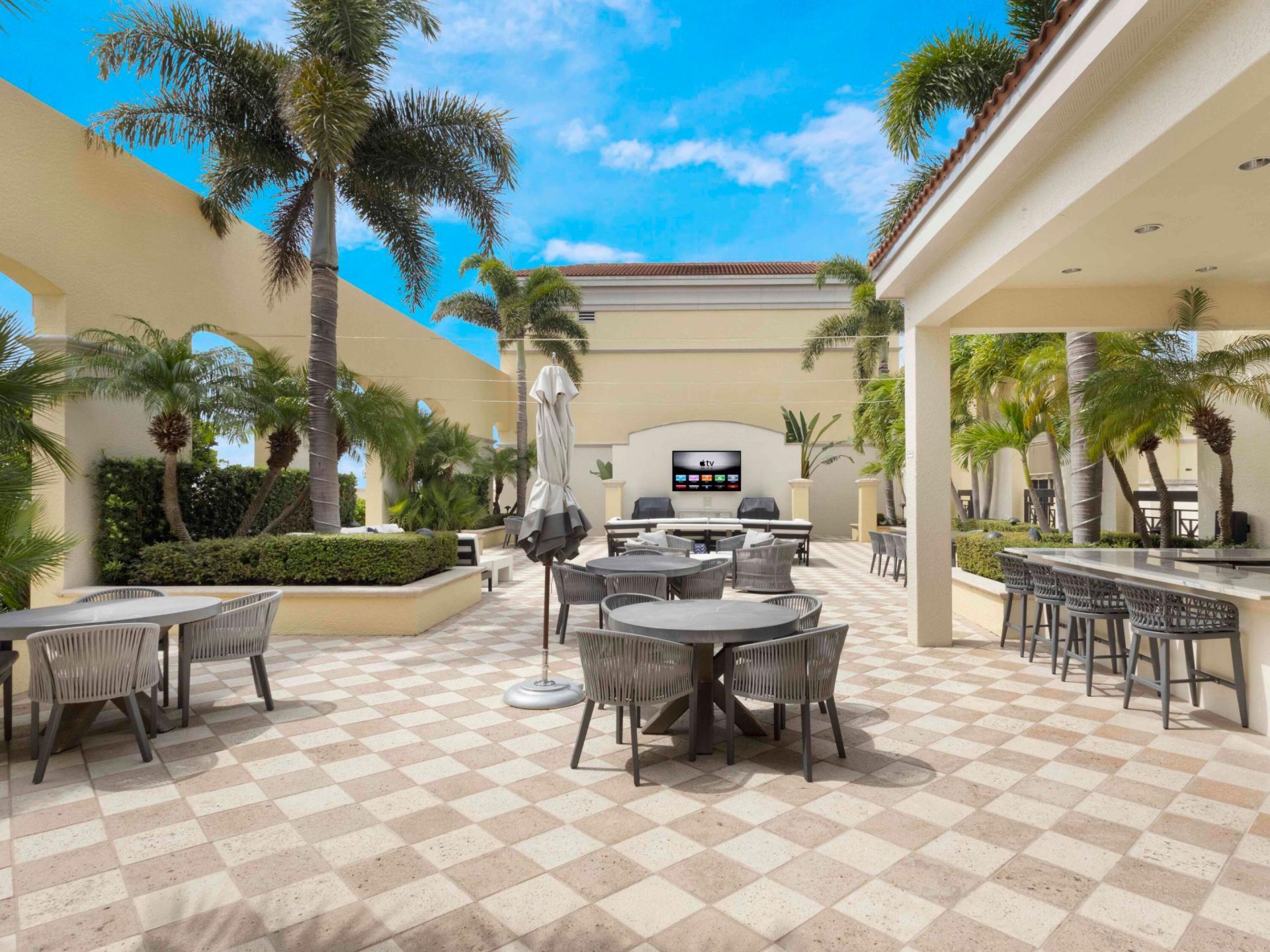 701 S Olive Avenue, Unit 1027, West Palm Beach, FL 33401 Photo