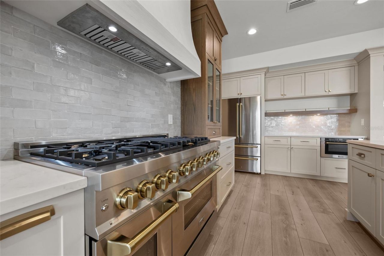 264 NW Sylvi Drive, Lake City, FL 32055 Photo