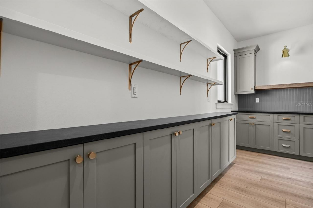 264 NW Sylvi Drive, Lake City, FL 32055 Photo