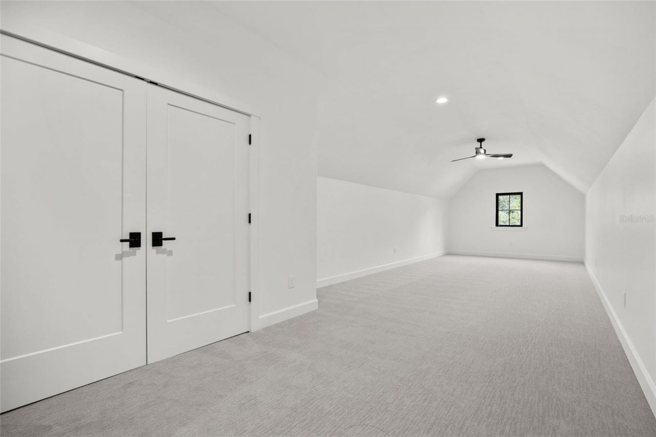 264 NW Sylvi Drive, Lake City, FL 32055 Photo