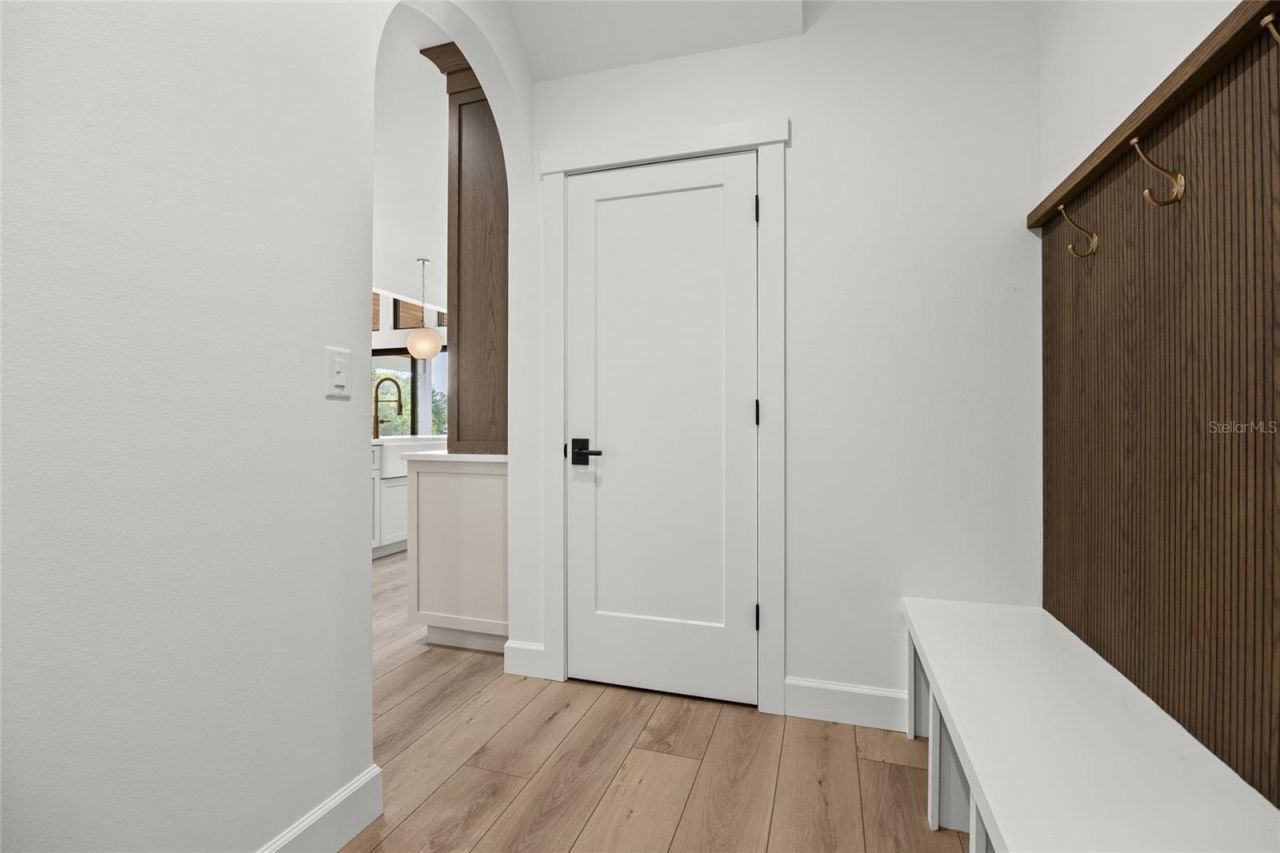 264 NW Sylvi Drive, Lake City, FL 32055 Photo